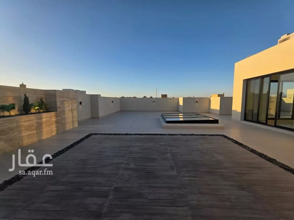5 bedroom villa in Al Nakheel 3