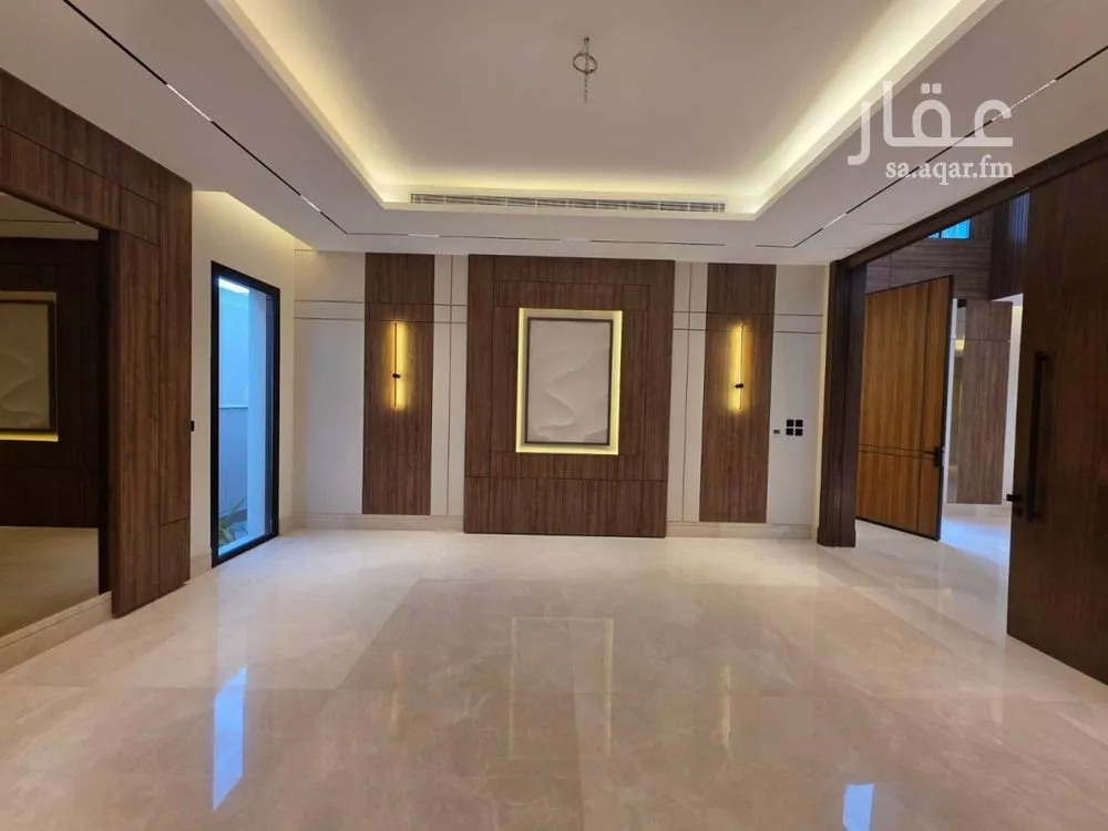 5 bedroom villa in Al Nakheel 6