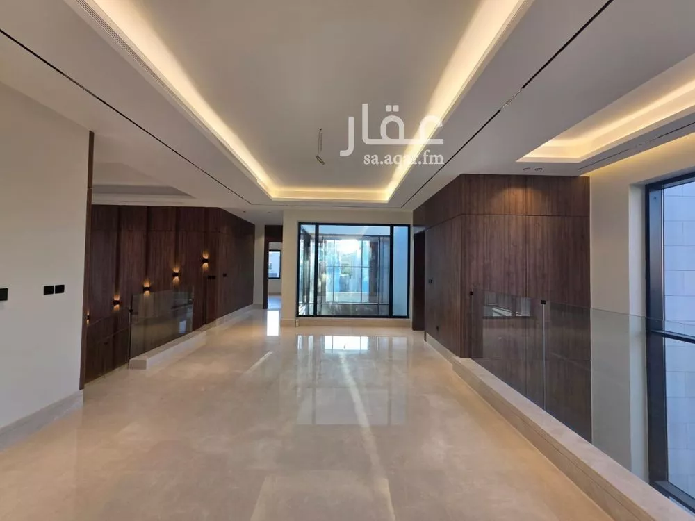 5 bedroom villa in Al Nakheel 10