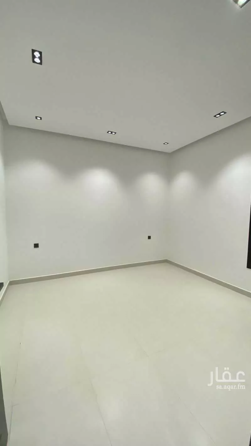 4 bedroom villa in Al Rimal 6