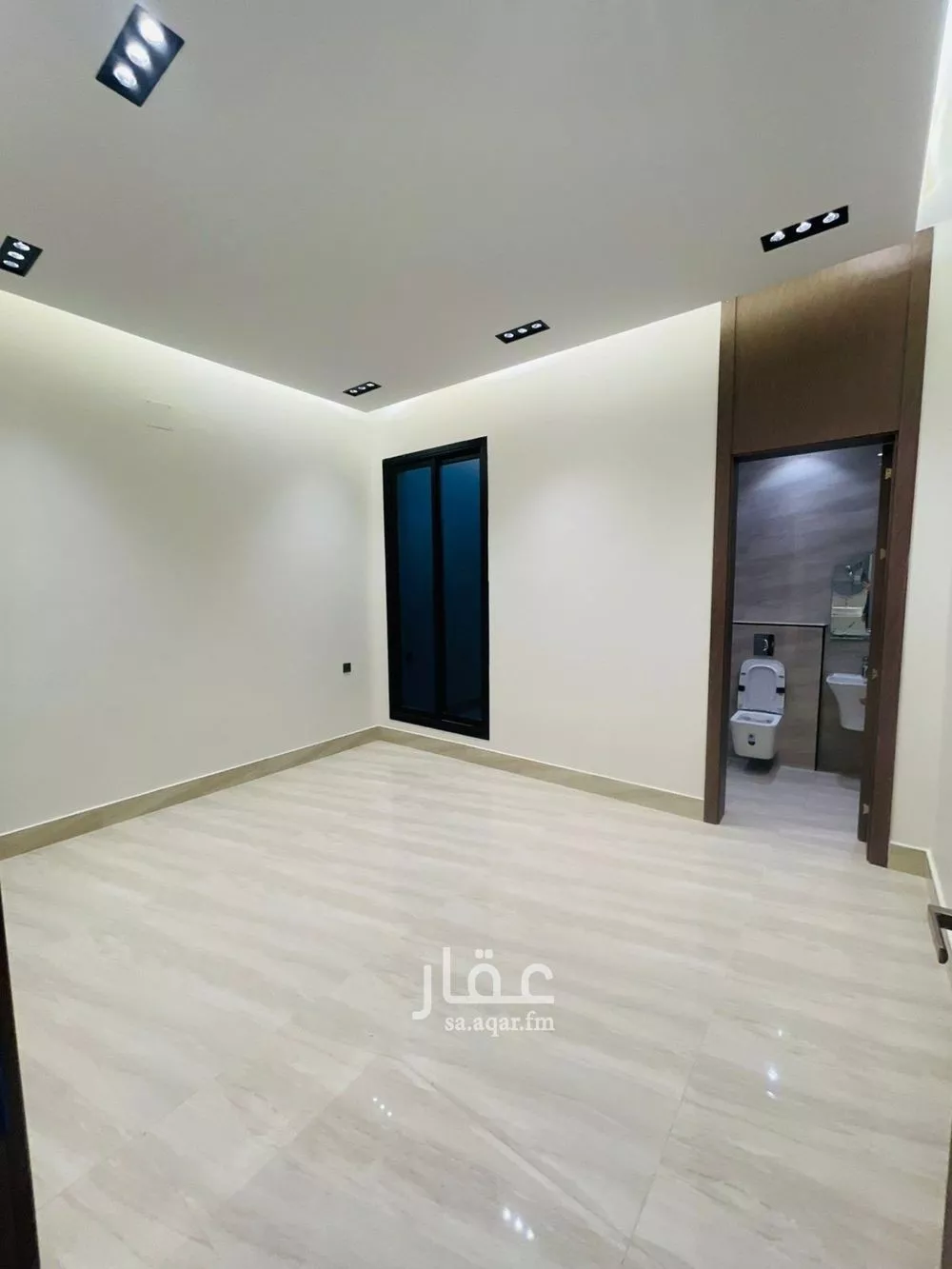 فيلا 5 غرف في الرمال 25