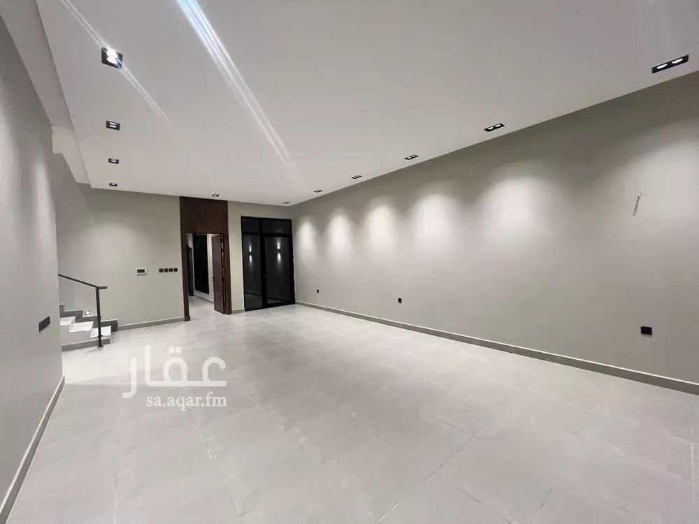 5 bedroom villa in Al Munsiyah 12