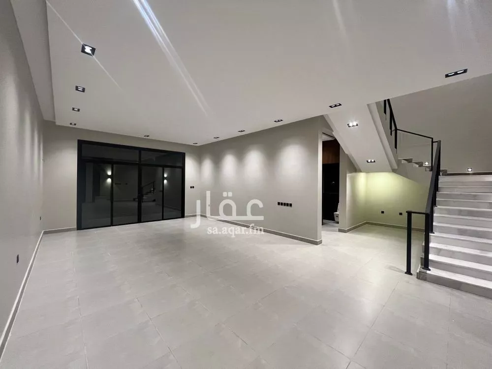 5 bedroom villa in Al Munsiyah 13