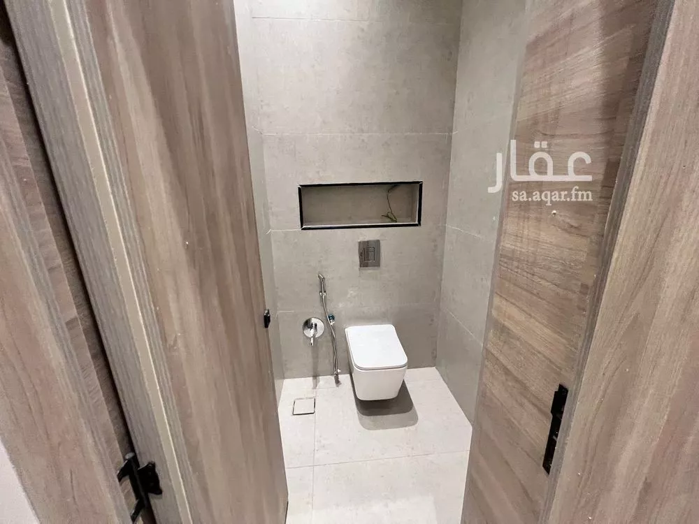 5 bedroom villa in Al Rimal 14