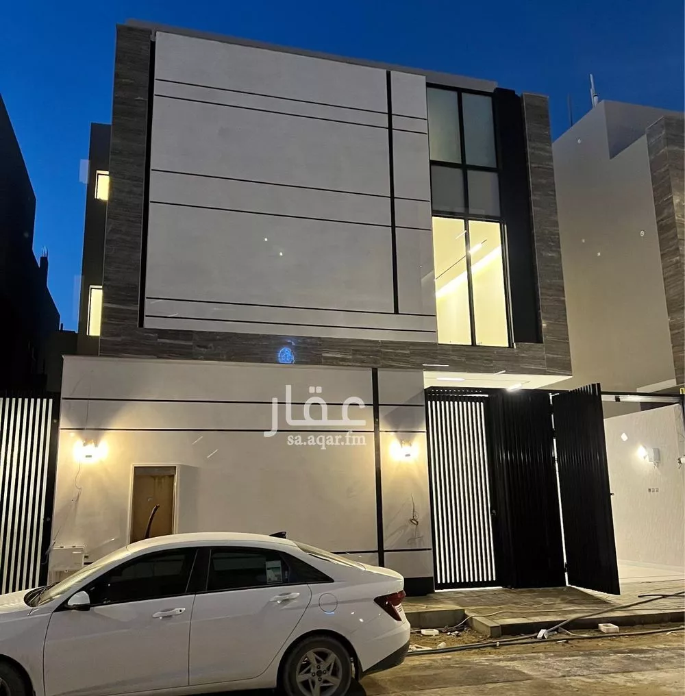 5 bedroom villa in Al Rimal 3