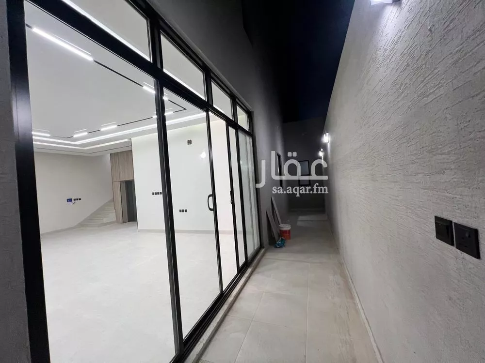 5 bedroom villa in Al Rimal 21
