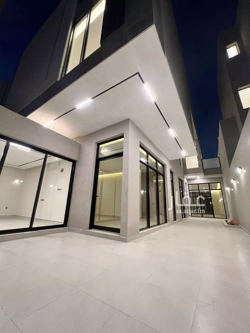 5 bedroom villa in Al Rimal 4
