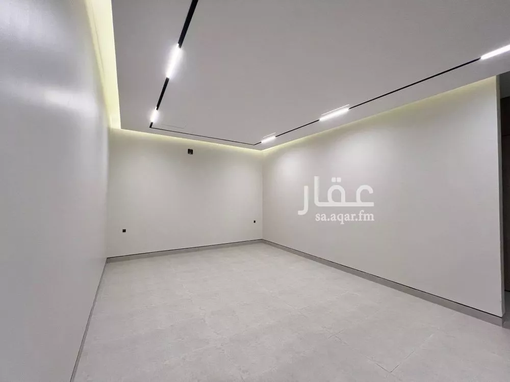 5 bedroom villa in Al Rimal 5