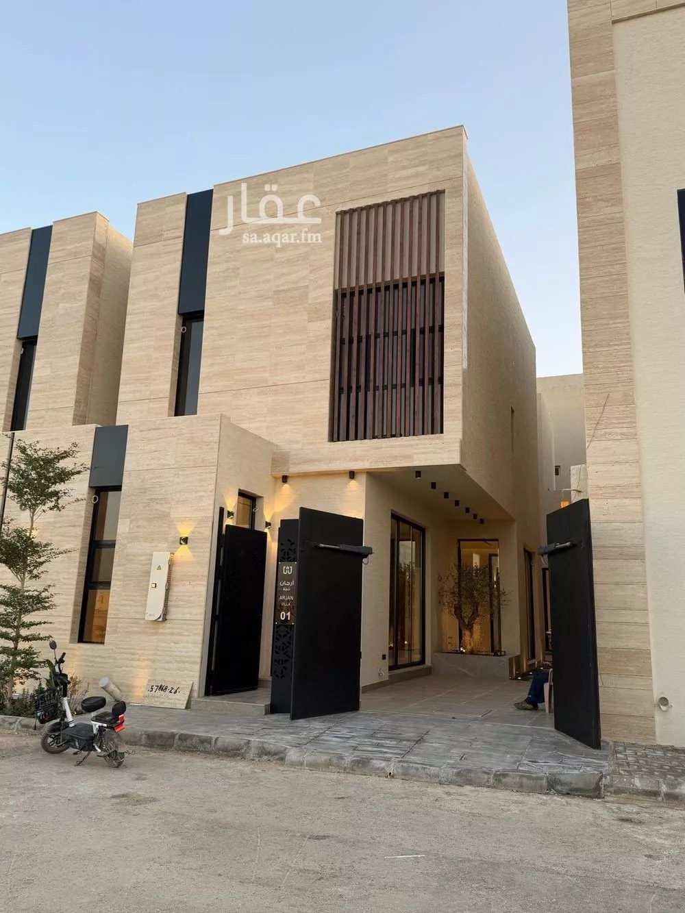 6 bedroom villa in Al Mahdiyyah 2
