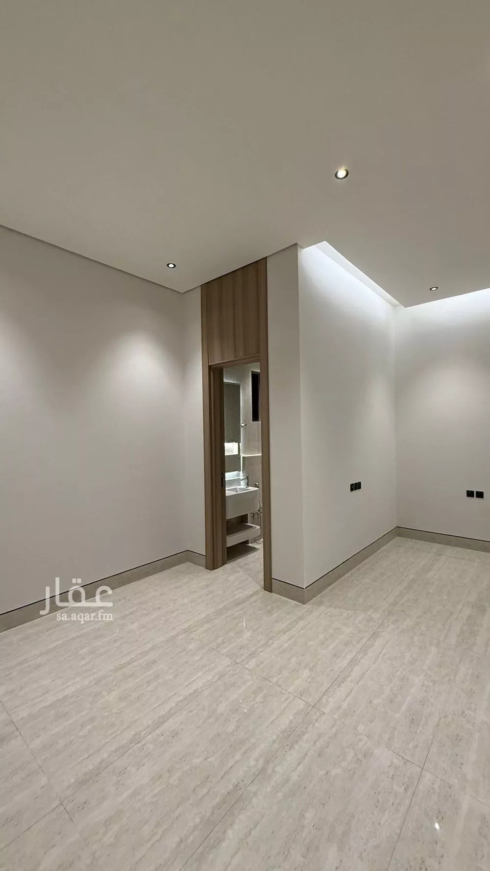 6 bedroom villa in Al Mahdiyyah 13