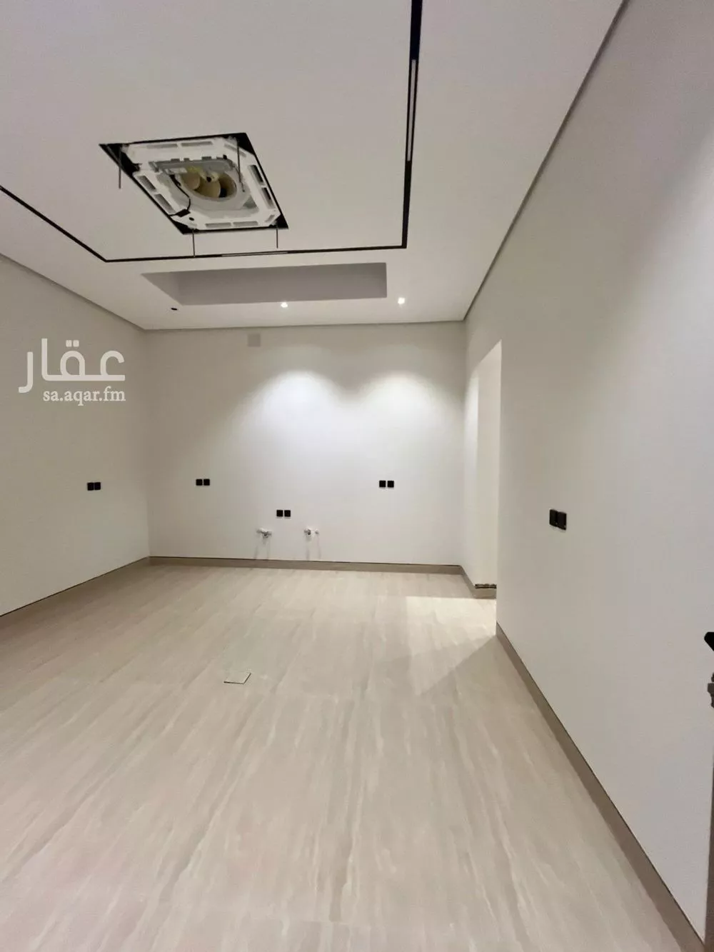 5 bedroom villa in Al Mahdiyyah 17