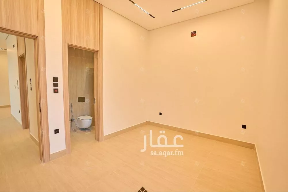 6 bedroom villa in Al Mahdiyyah 8