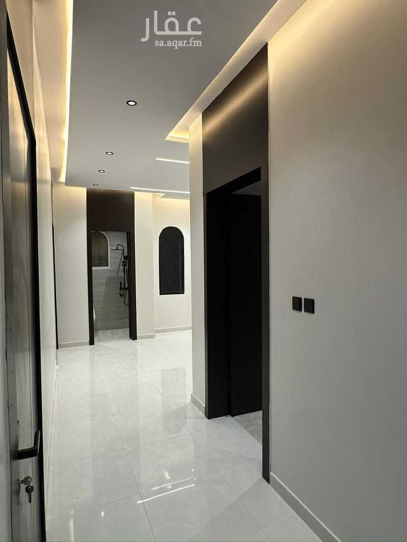 5 bedroom apartment in Al Janadriyah, Riyadh 9