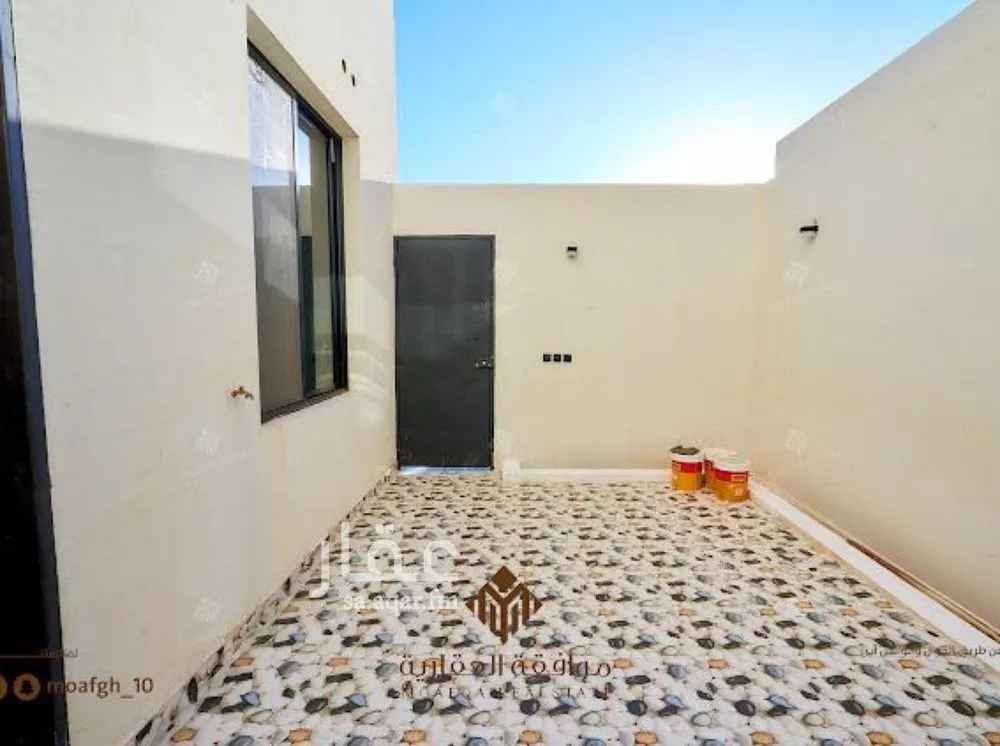 6 bedroom villa in Al Mahdiyyah 17