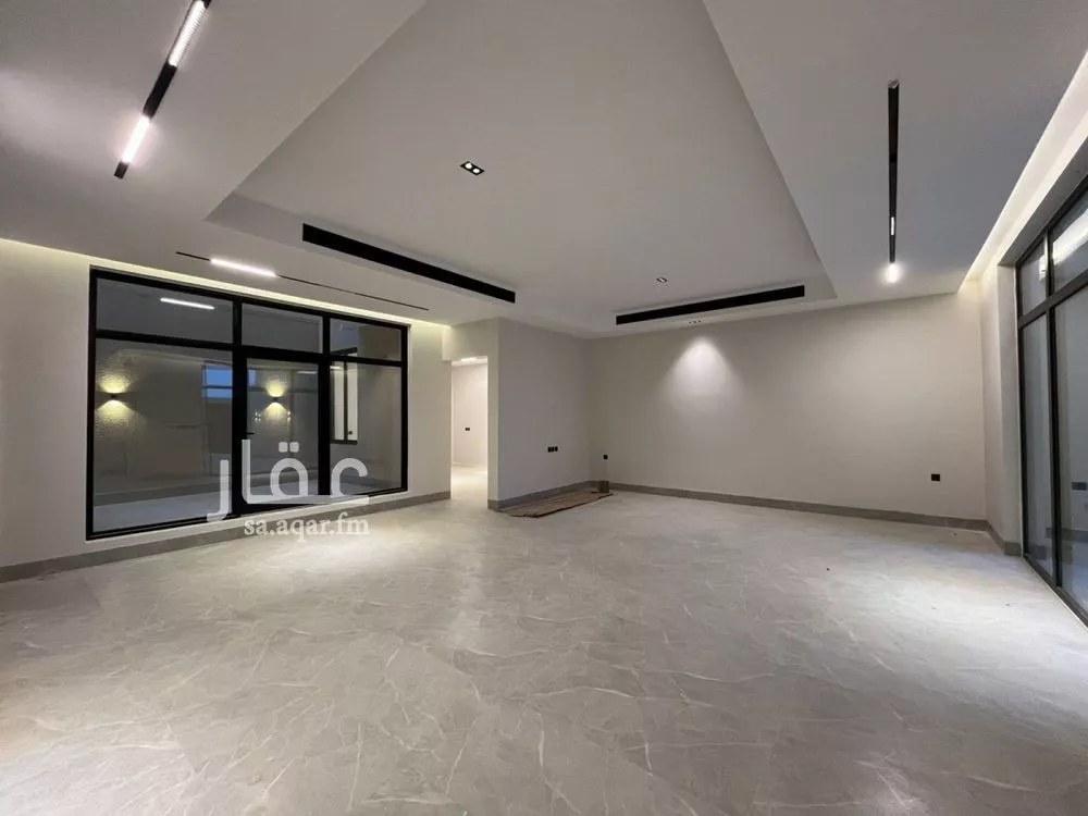 4 bedroom villa in Al Mahdiyyah 16