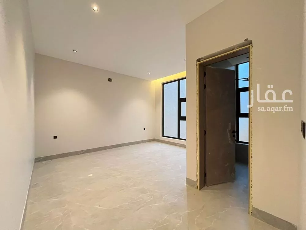 4 bedroom villa in Al Mahdiyyah 19