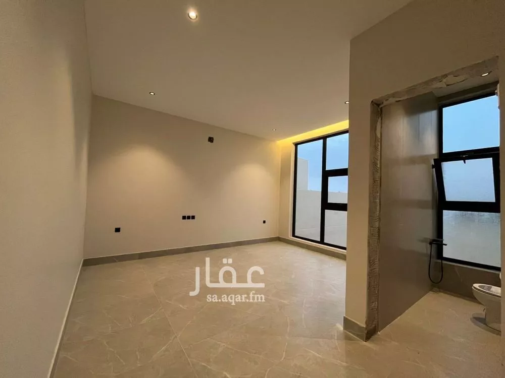 4 bedroom villa in Al Mahdiyyah 27