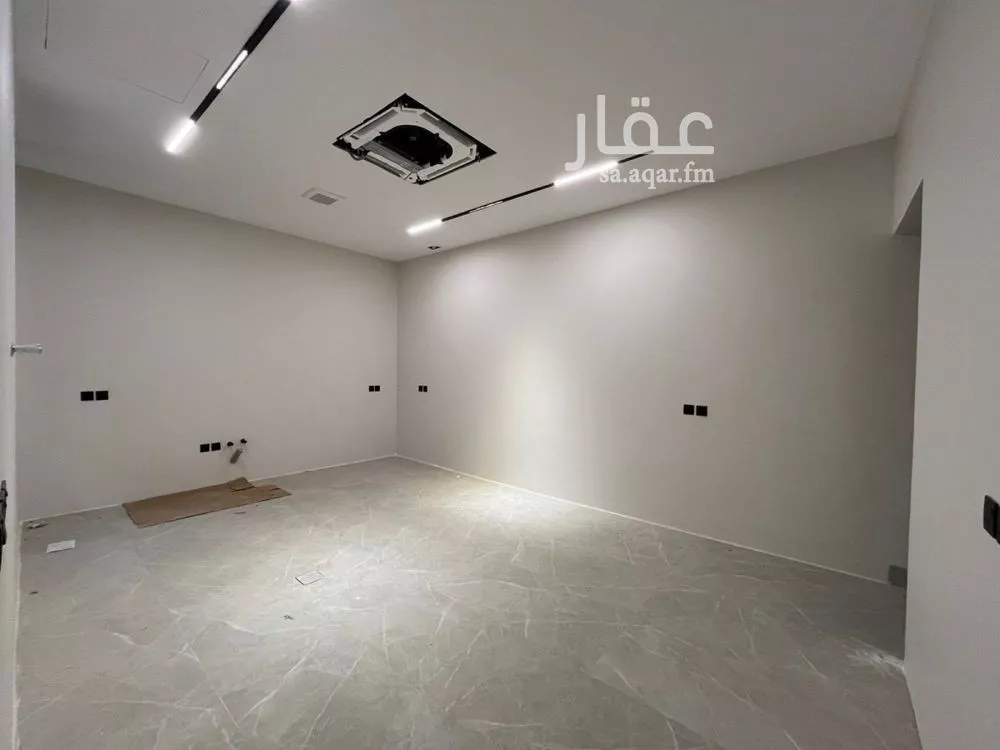 4 bedroom villa in Al Mahdiyyah 10