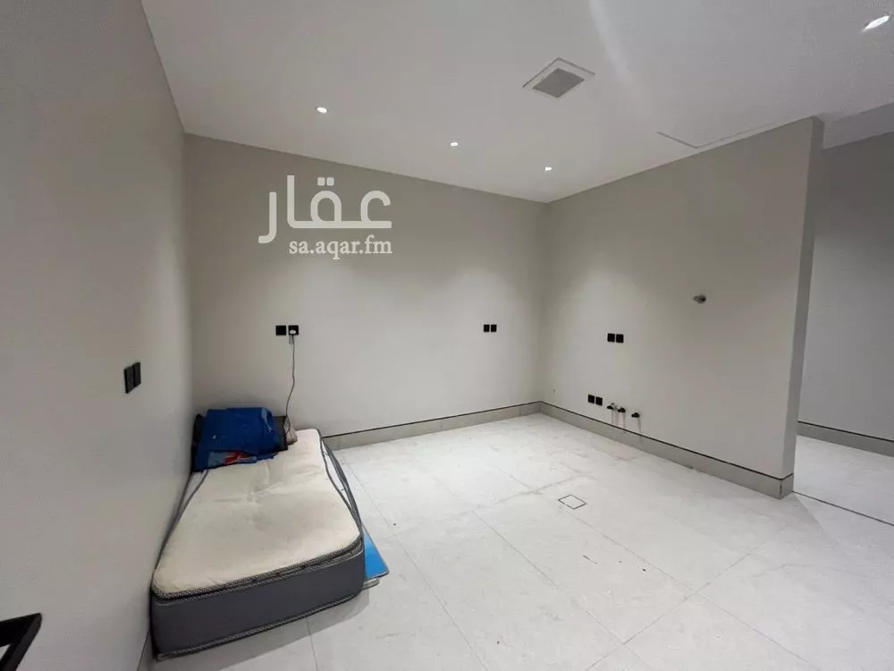 6 bedroom villa in Al Mahdiyyah 22