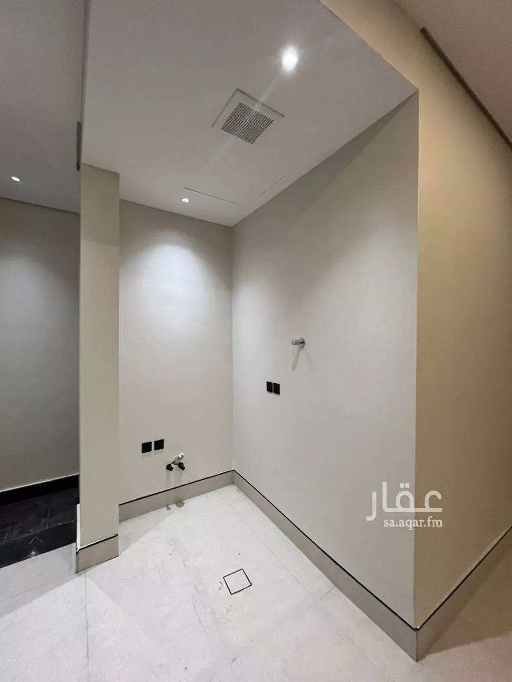 6 bedroom villa in Al Mahdiyyah 23
