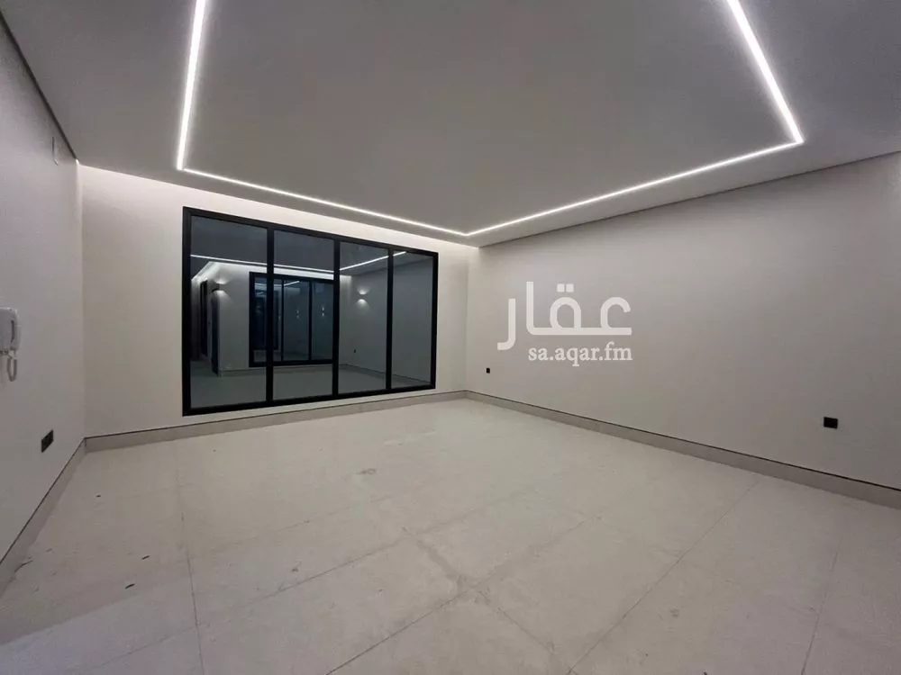 6 bedroom villa in Al Mahdiyyah 7