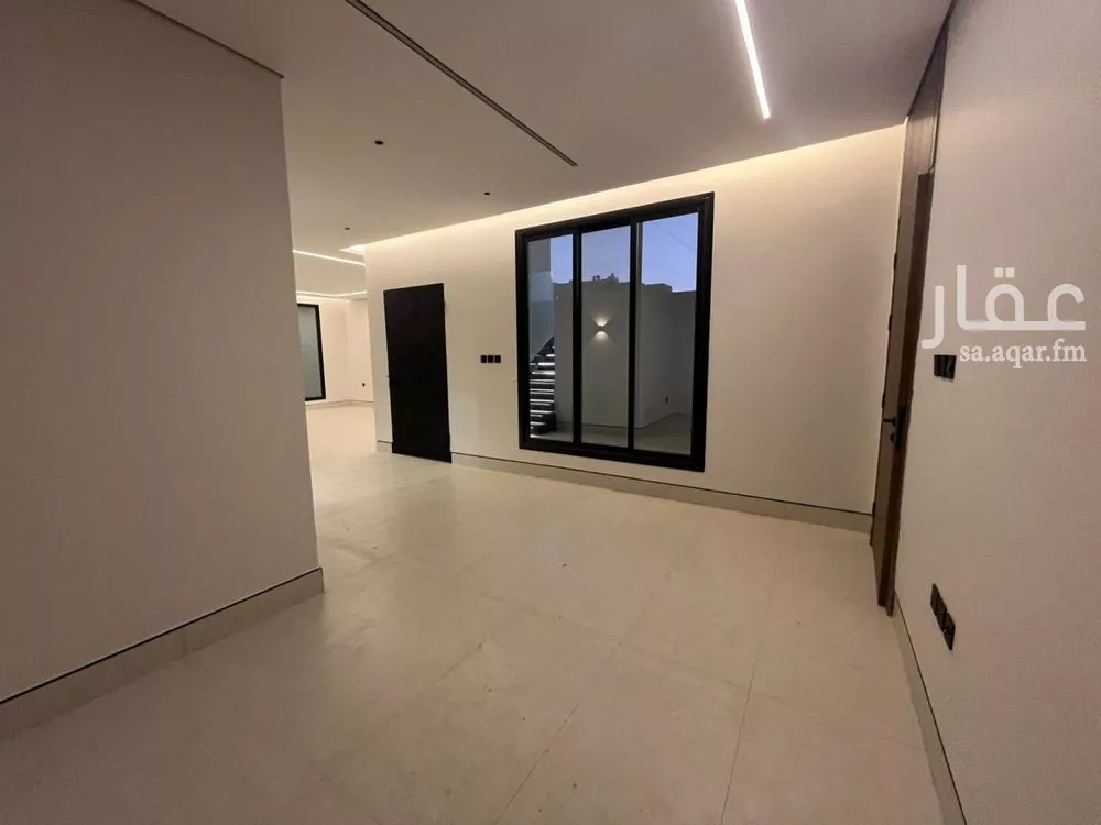 6 bedroom villa in Al Mahdiyyah 8
