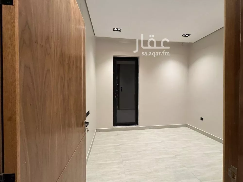 فيلا 5 غرف في الرمال 10