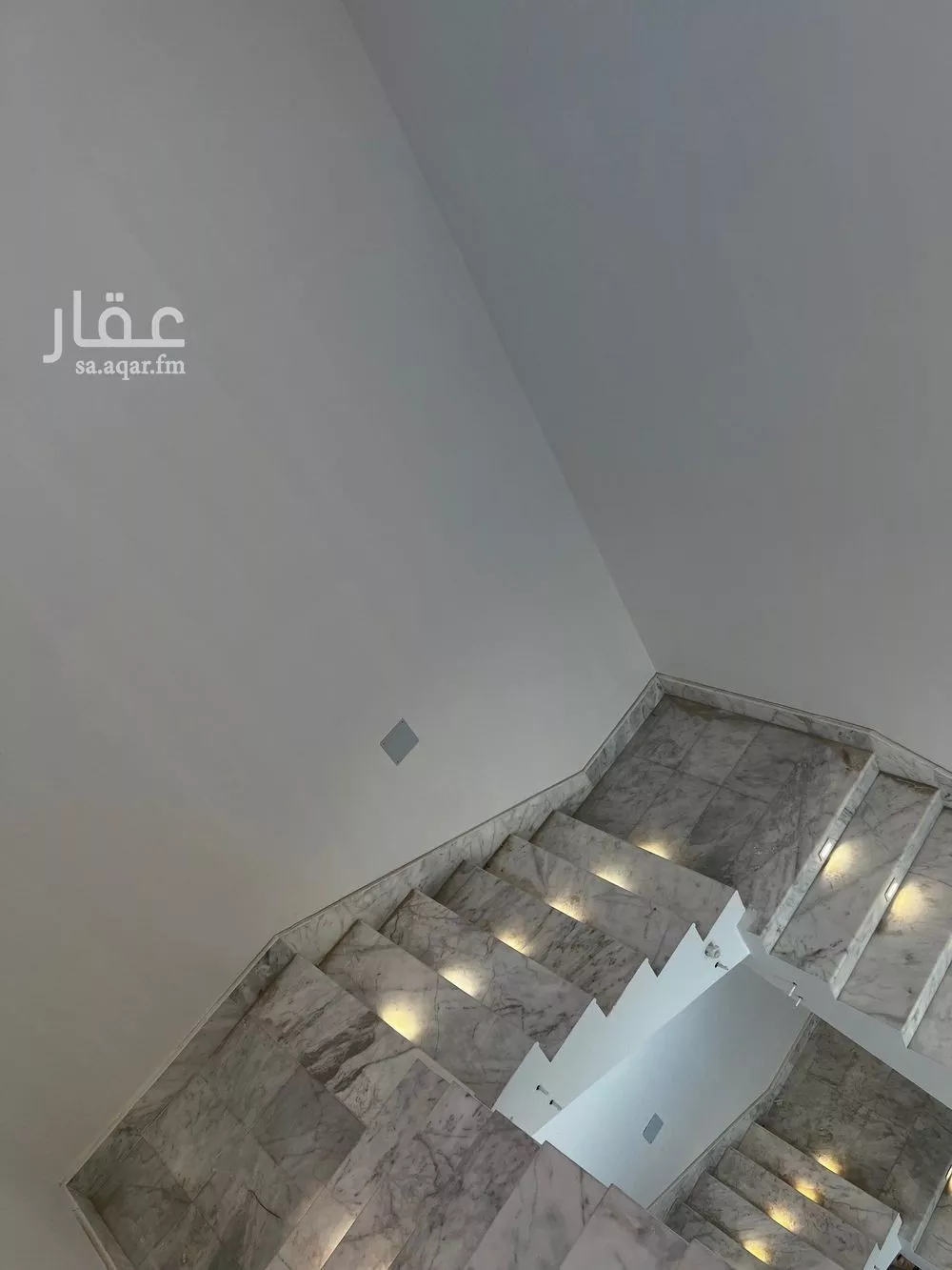 6 bedroom villa in Al Mahdiyyah 11