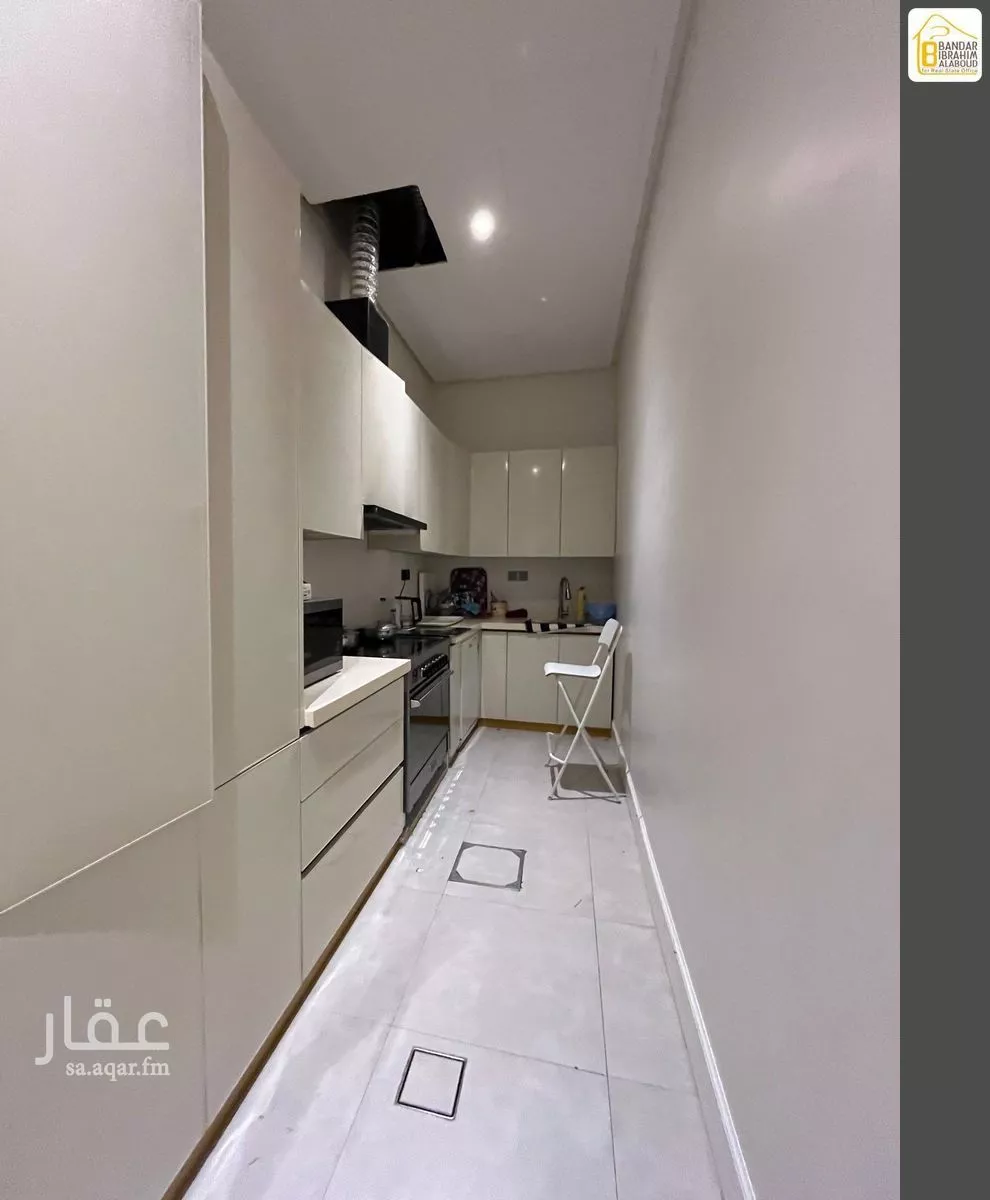 فيلا 7 غرف في العارض 17