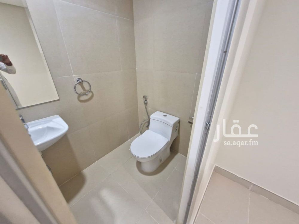 4 bedroom villa in Sidrah, Riyadh 4