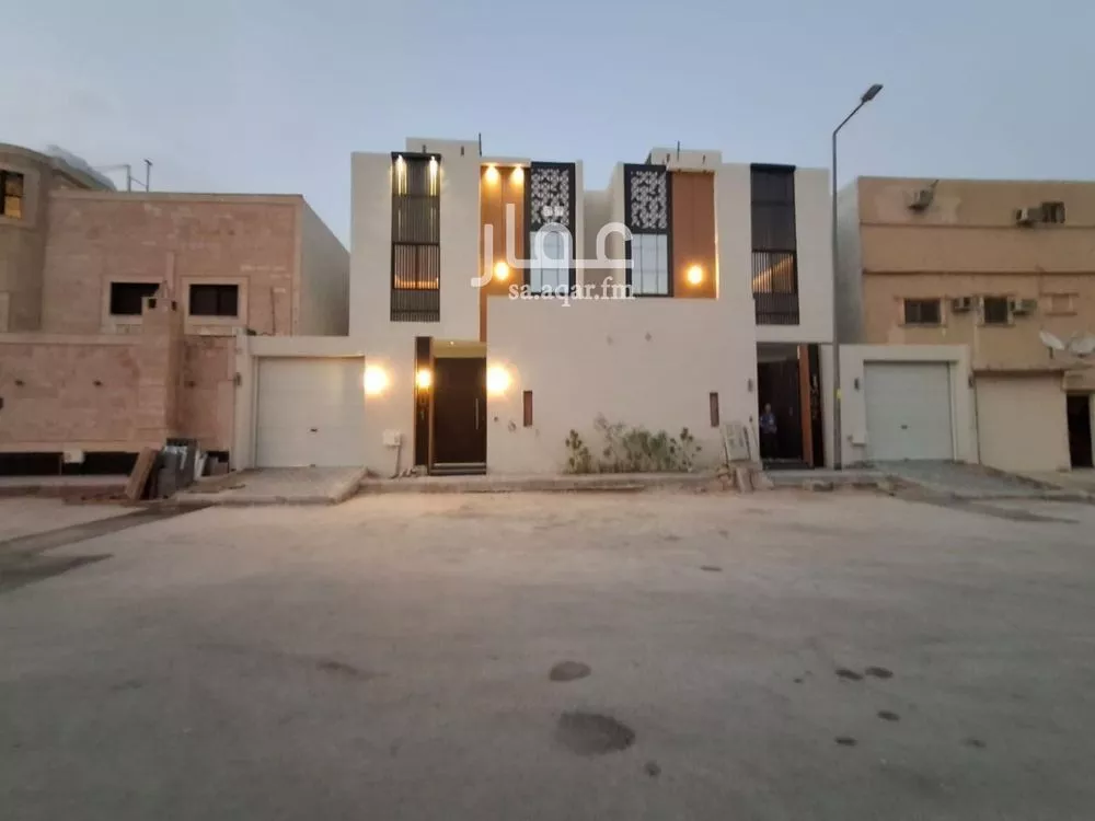 5 bedroom duplex in Al Uraija Al Wusta 2