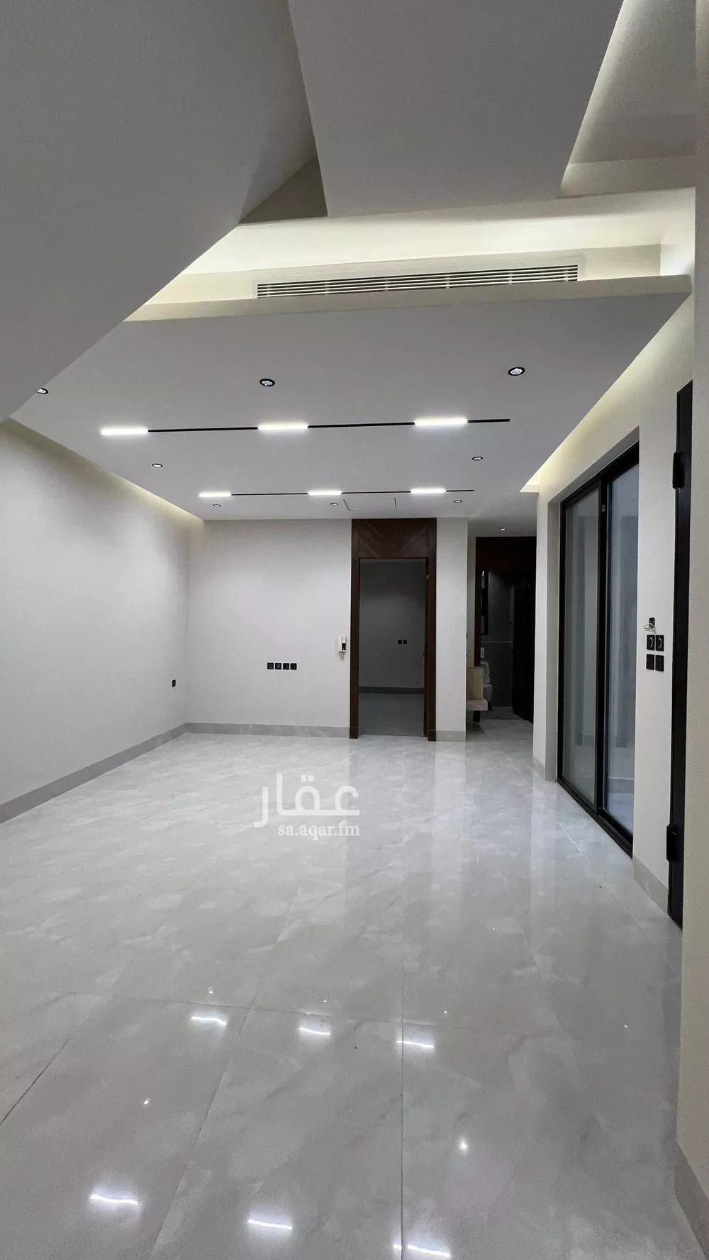 6 bedroom villa in Al Mahdiyyah 9