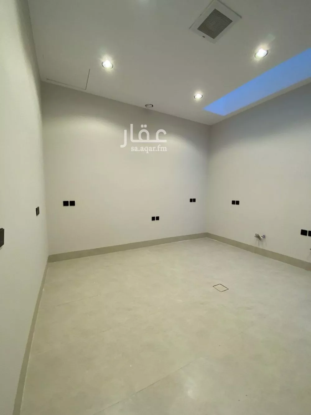 5 bedroom villa in Al Mahdiyyah 23