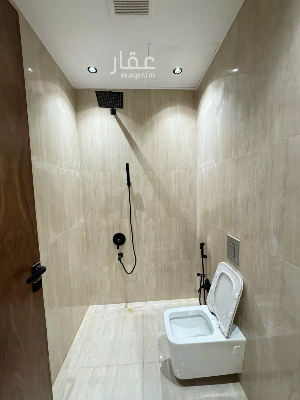 5 bedroom duplex in Al Rimal 26