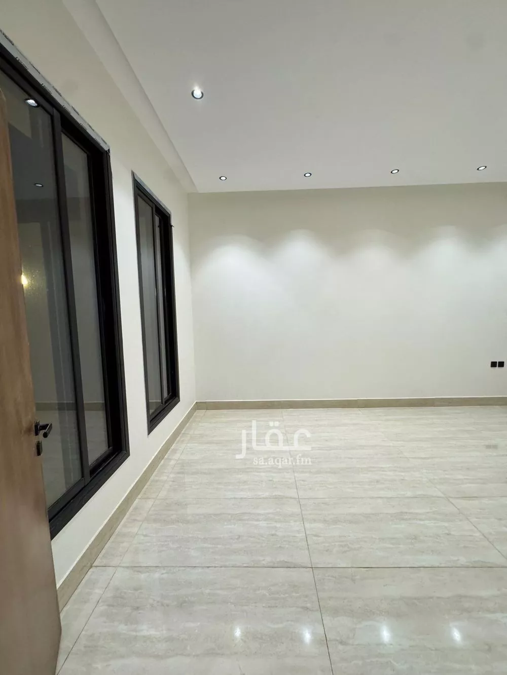 5 bedroom duplex in Al Rimal 6