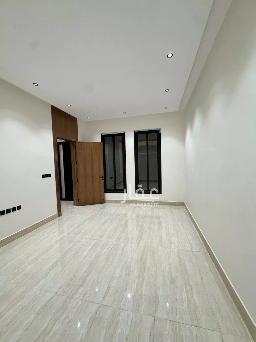 5 bedroom duplex in Al Rimal 8