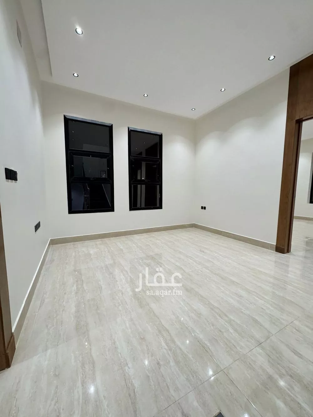 5 bedroom duplex in Al Rimal 10