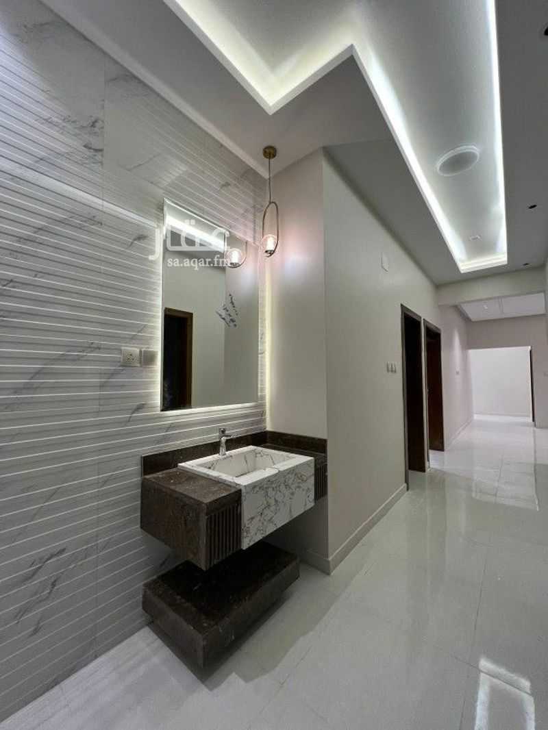 4 bedroom apartment in Al Sharafiyah, Abha 3