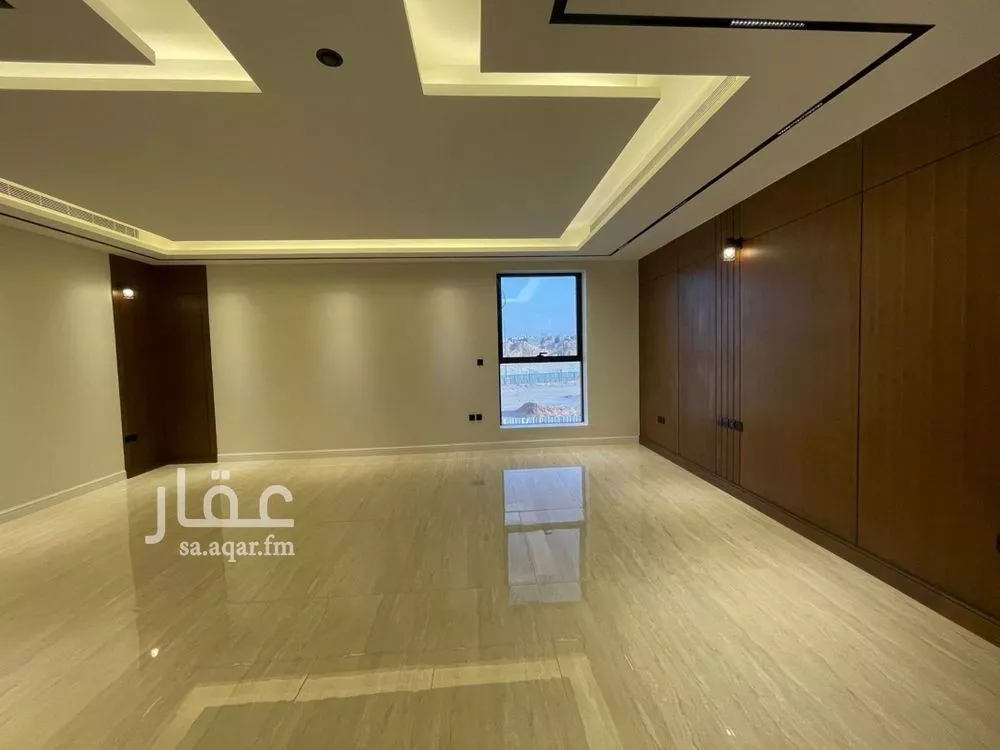 5 bedroom villa in Al Narjis 2