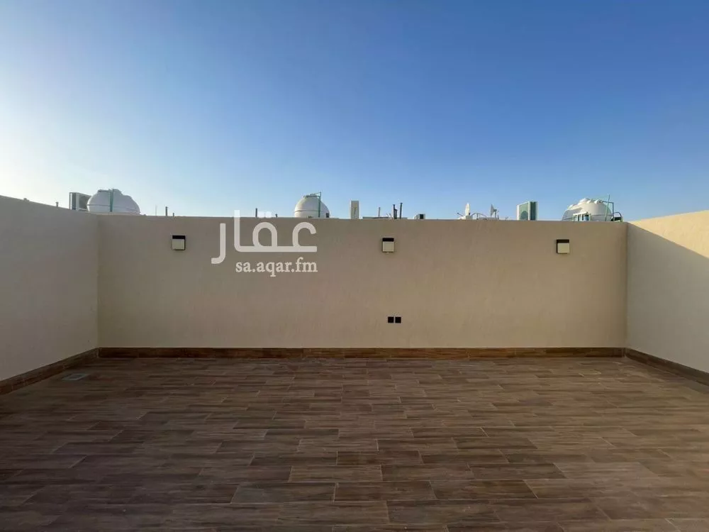 5 bedroom villa in Al Narjis 14