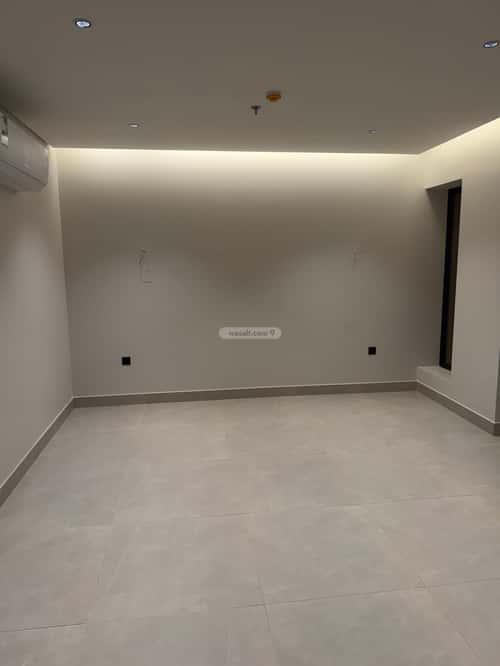 2 bedroom apartment in Al Hamra, Eastern Province 11