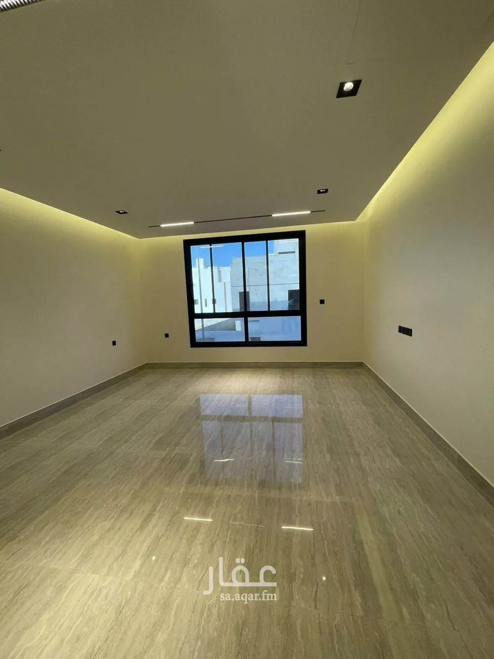 5 bedroom villa in Al Aridh 12