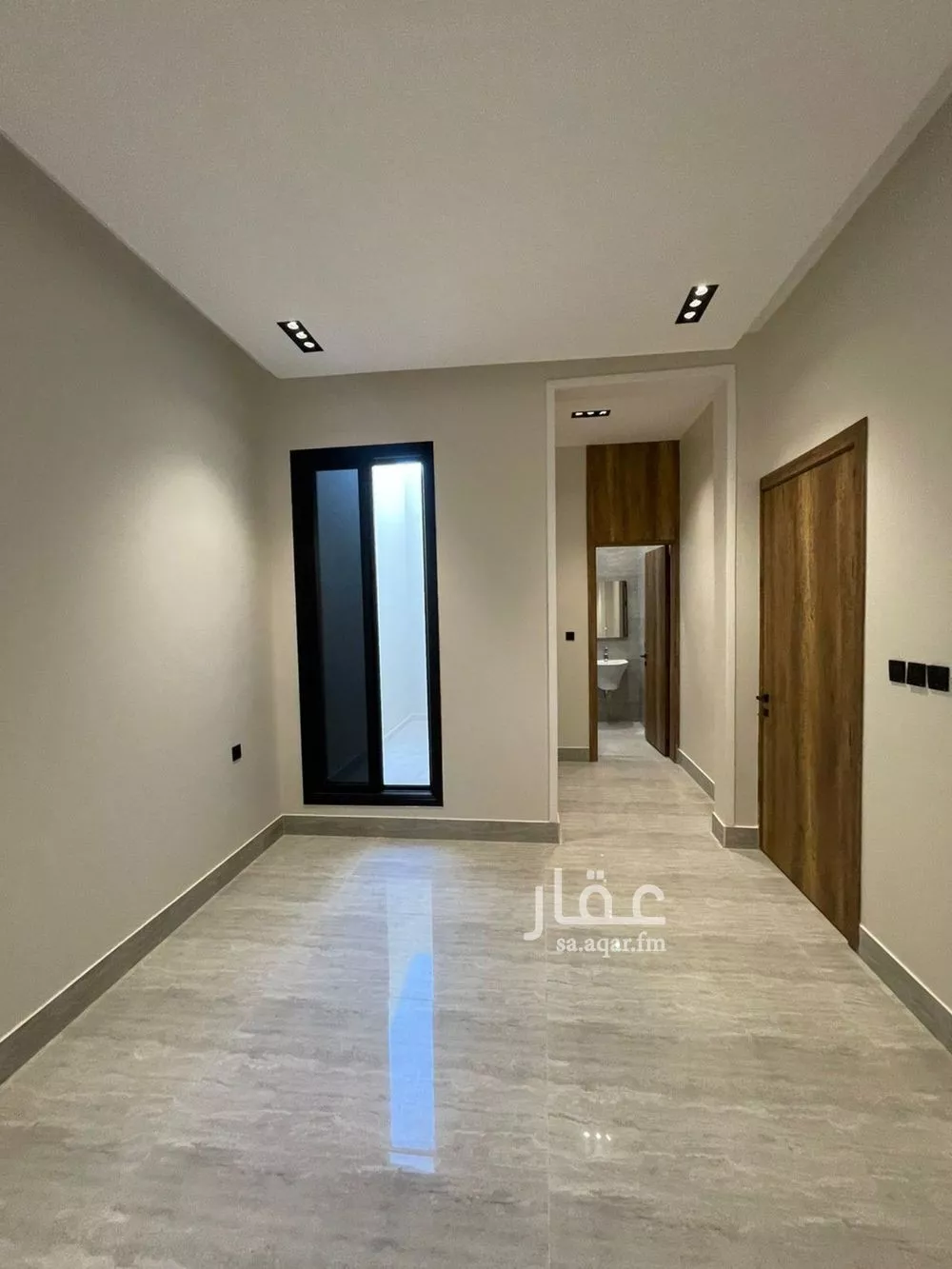 5 bedroom villa in Al Aridh 8