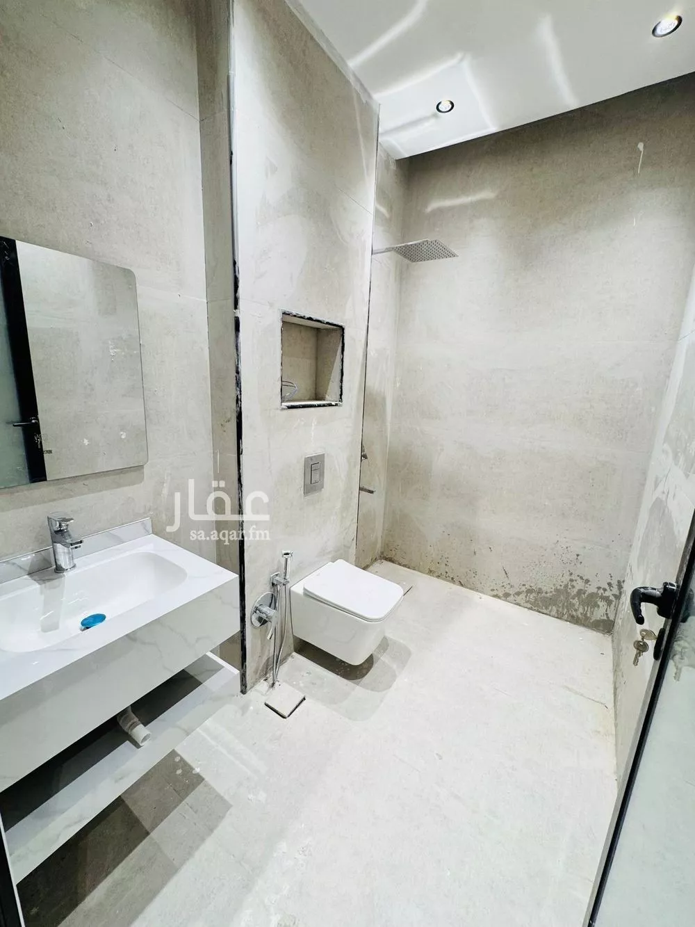 6 bedroom villa in Al Munsiyah 19