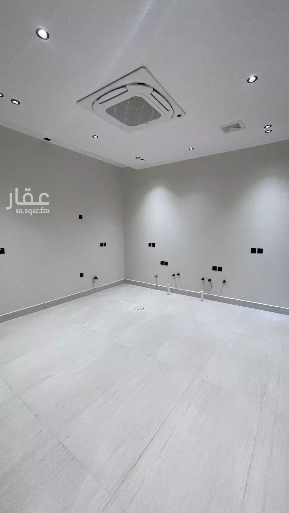 فيلا 6 غرف في المهدية 9