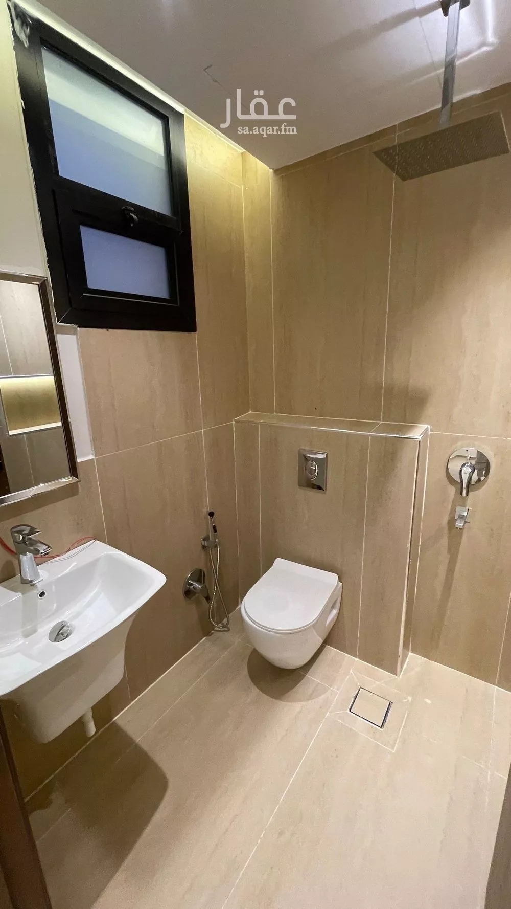 5 bedroom villa in Al Mahdiyyah 11