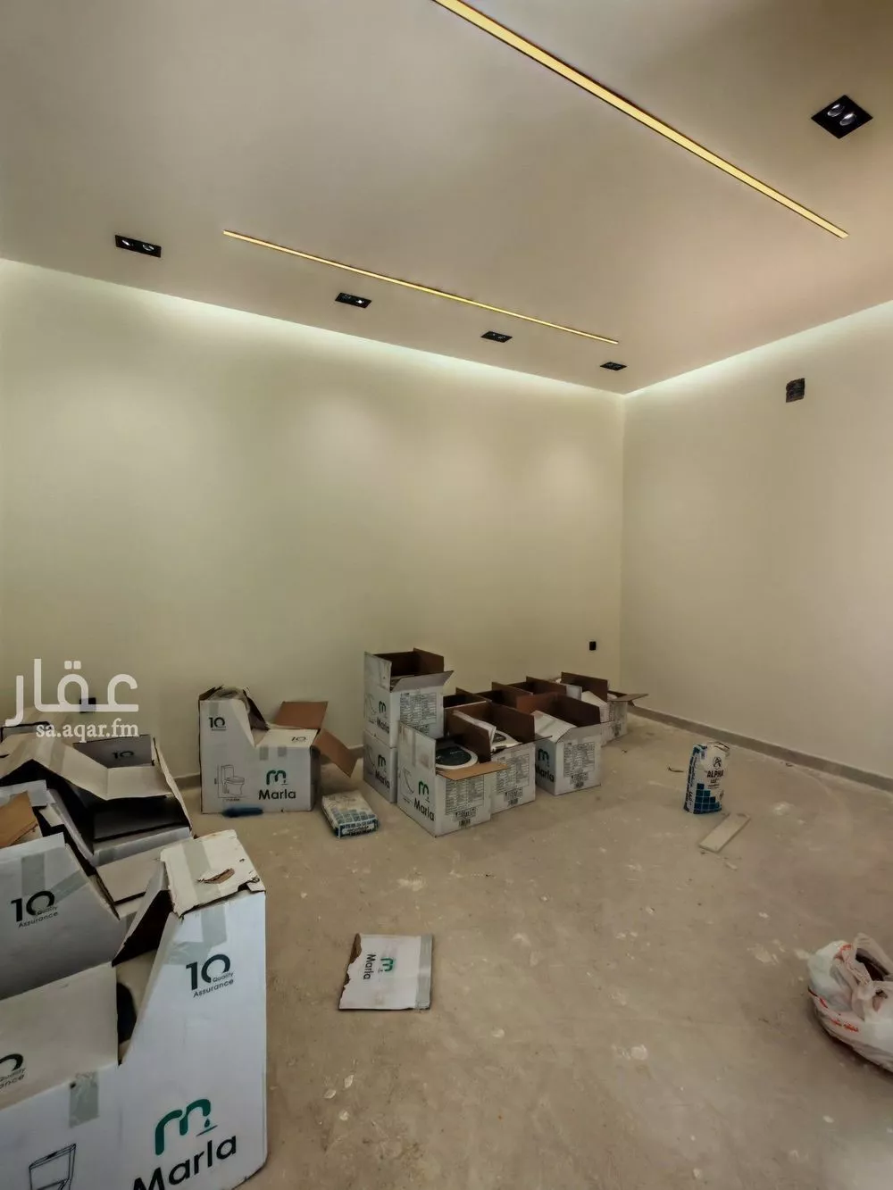 6 bedroom villa in Al Khaleej 10