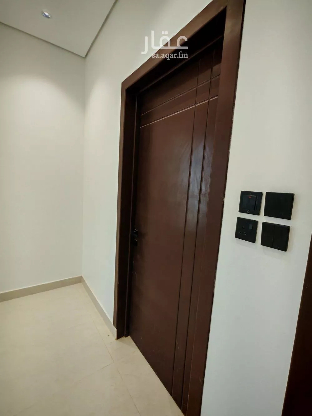 6 bedroom villa in Al Janadriyah 12
