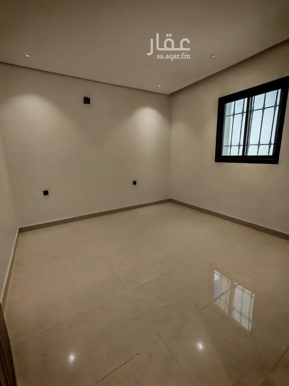6 bedroom villa in Al Janadriyah 19