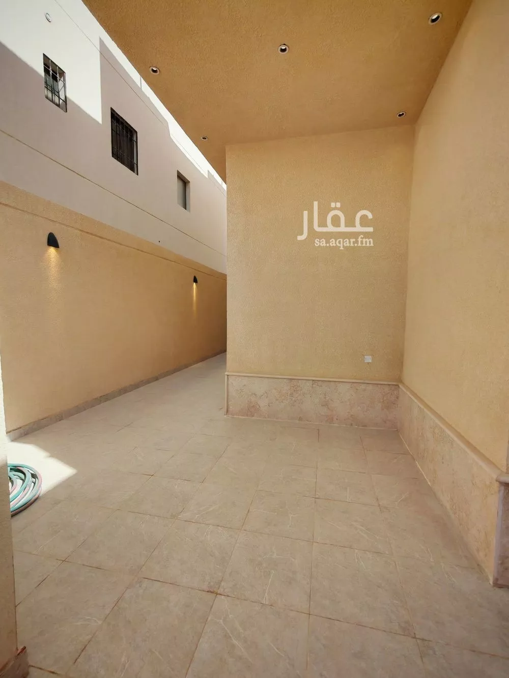 6 bedroom villa in Al Janadriyah 3